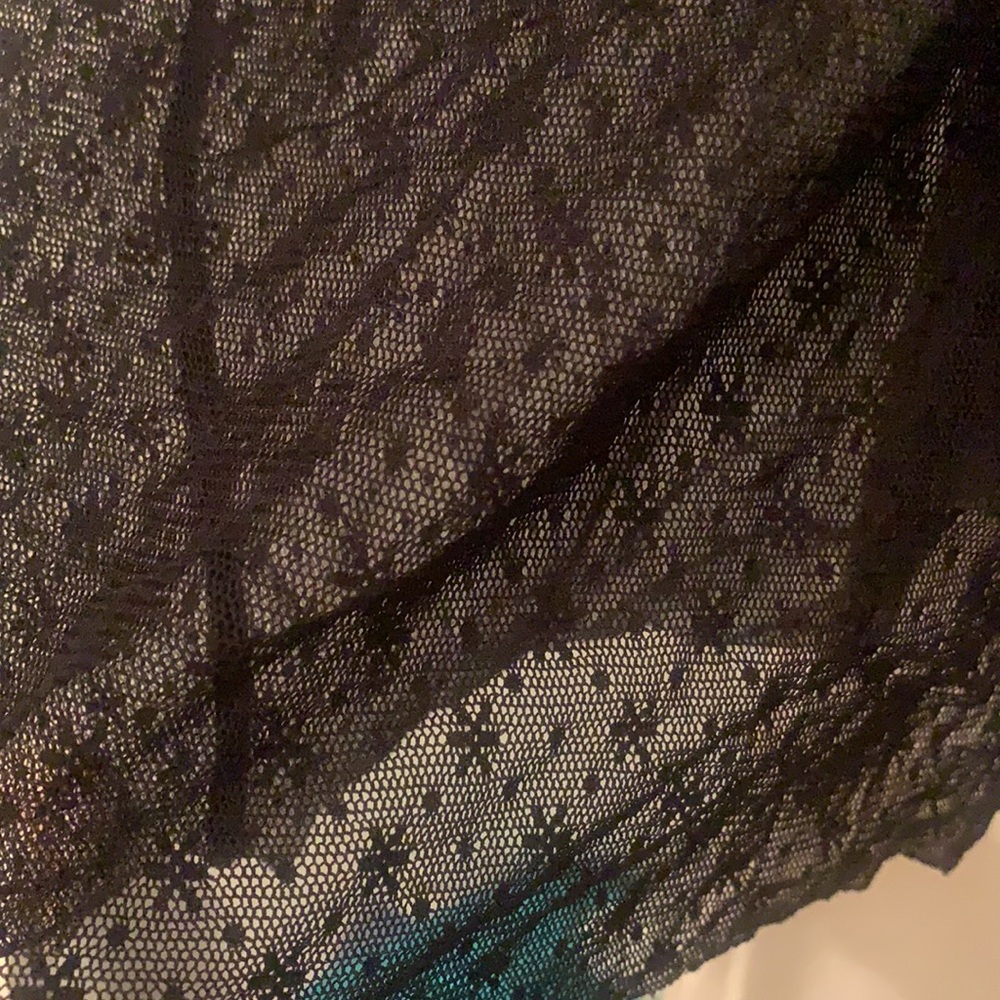 MARKDOWN SALE!! FREE PEOPLE Black Lace top Sz L. - Picture 9 of 12